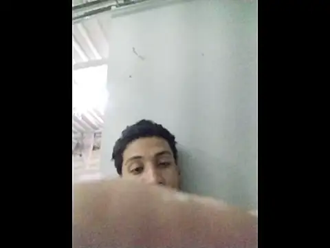 Snapshot of AlejandreBy chatting on 04/30/26, 11:42 AlejandreBy online show from 04/30/26, 11:42