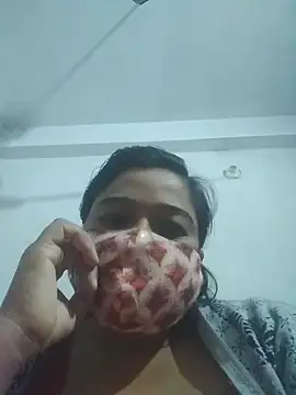 momo loves online show from 01/17/26, 03:17