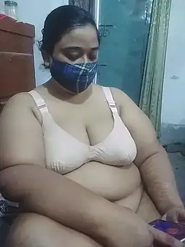 momo loves online show from 04/17/26, 09:45