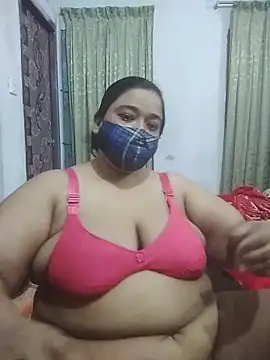 momo loves online show from 04/19/26, 06:10