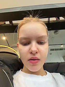 Snapshot of AshleyMur chatting on 02/01/26, 05:28 AshleyMur online show from 02/01/26, 05:28