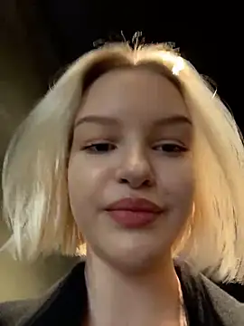 Snapshot of AshleyMur chatting on 02/21/26, 04:57 AshleyMur online show from 02/21/26, 04:57