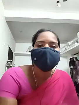 Tamil Hot Divya online show from 01/17/26, 07:06