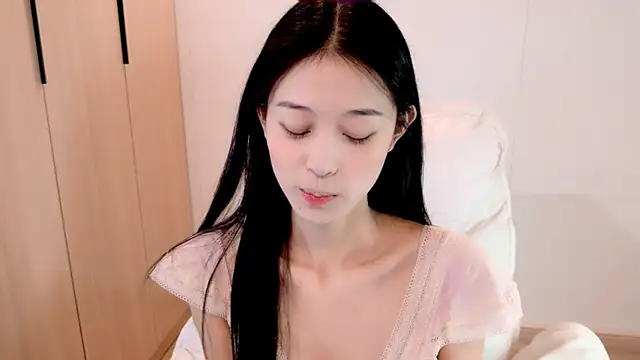 iiiiiiiiiu online show from 01/17/26, 02:00