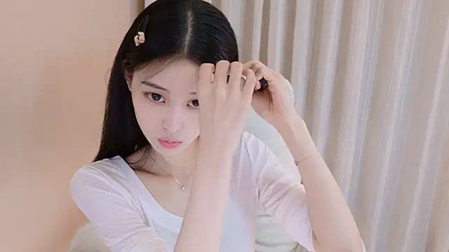 iiiiiiiiiu online show from 04/11/26, 12:09