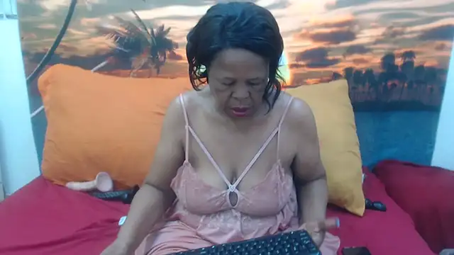 SEXY MATURExx online show from 04/23/26, 11:20