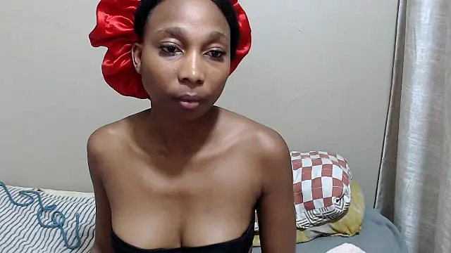 ExtraDoll online show from 02/15/26, 07:51