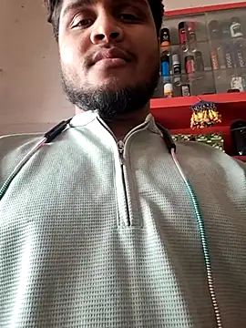 RaiStarrrr0-9 online show from 01/10/26, 06:48