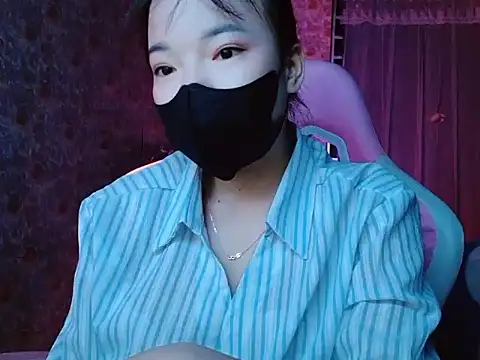 -Tamy- online show from 04/23/26, 01:57