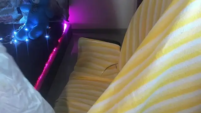 Tannushree online show from 04/16/26, 04:41