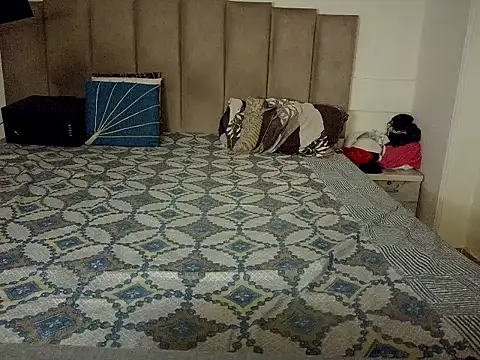 Secret Sarikaa online show from 04/12/26, 04:17