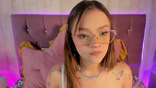 alyy cut3 online show from 04/23/26, 08:55