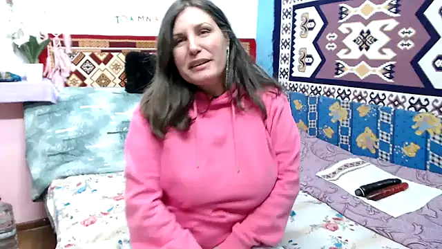 Adelinemilf online show from 02/18/26, 11:50