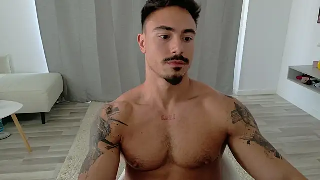Snapshot of Master_Lukas chatting on 06/15/26, 02:08 Master Lukas online show from 06/15/26, 02:08