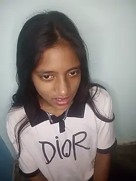 Snapshot of nikita_ranii chatting on 06/23/26, 01:31 nikita ranii online show from 06/23/26, 01:31