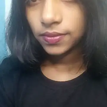 Snapshot of nikita_ranii chatting on 07/23/26, 03:37 nikita ranii online show from 07/23/26, 03:37