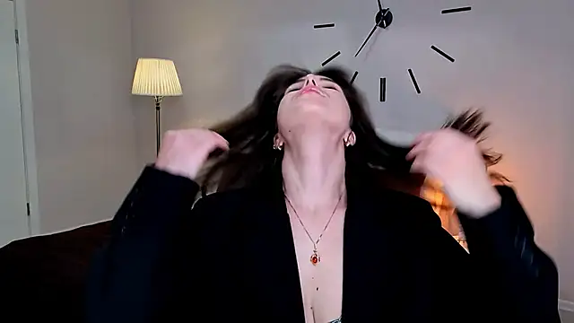 a dorable online show from 02/11/26, 01:27