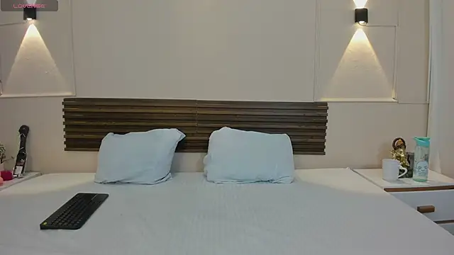 salome diamond online show from 02/19/26, 06:59