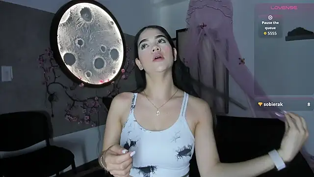 Luna  02 online show from 03/07/26, 11:40