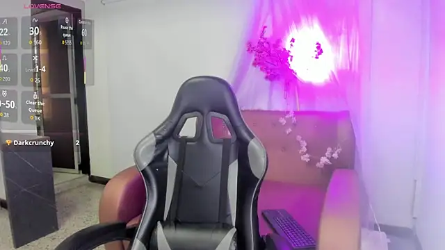 Luna  02 online show from 03/24/26, 11:26