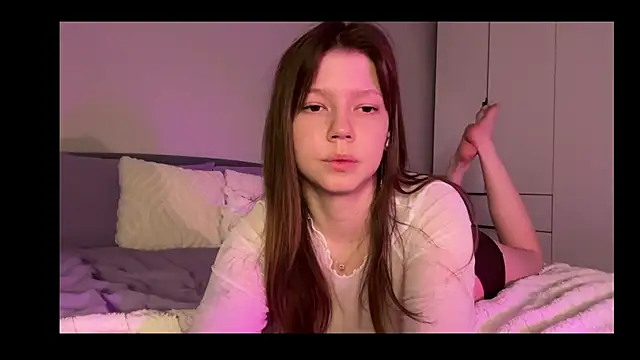 karalinhks online show from 03/11/26, 09:54