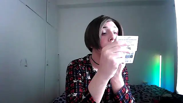 Snapshot of HoneyValentine chatting on 02/08/26, 08:56 HoneyValentine online show from 02/08/26, 08:56