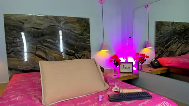 Skarleth queen online show from 03/22/26, 03:54