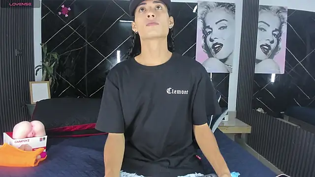 Treyk king online show from 04/12/26, 04:39