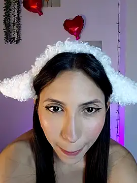 FrierenHot online show from 03/08/26, 05:44