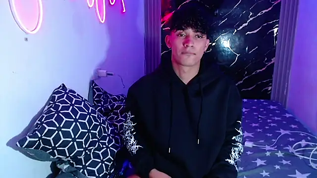 jamescurly00 online show from 03/16/26, 06:39