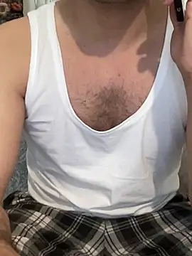 Snapshot of comings33 chatting on 03/20/26, 07:57 comings33 online show from 03/20/26, 07:57