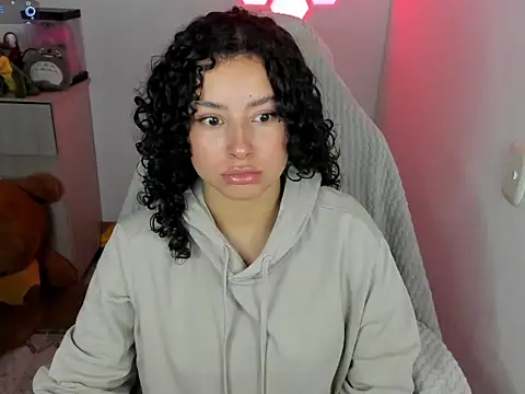 Snapshot of emillyaqua chatting on 01/09/26, 09:38 emillyaqua online show from 01/09/26, 09:38