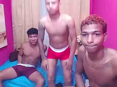 hugecock black online show from 01/12/26, 07:08