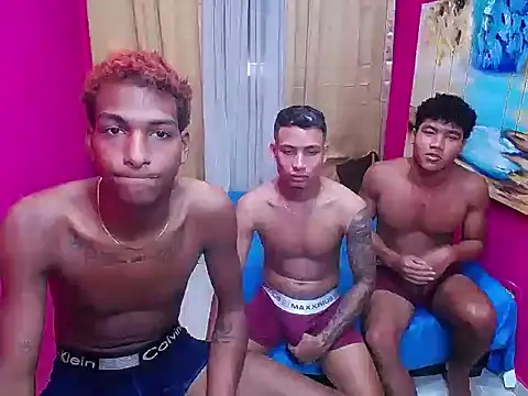 hugecock black online show from 01/14/26, 06:57