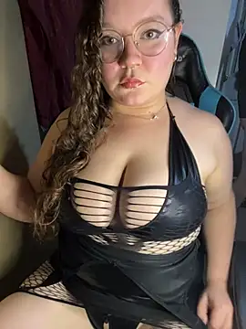 ParejaSutra69 online show from 04/23/26, 03:52