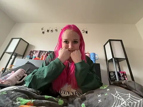 prettygirltracy 12 online show from 02/08/26, 09:18