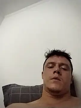 RAFAELQUINTEROSCAVALHEI online show from 01/10/26, 02:35