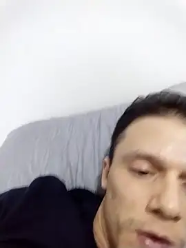 RAFAELQUINTEROSCAVALHEI online show from 04/19/26, 10:01