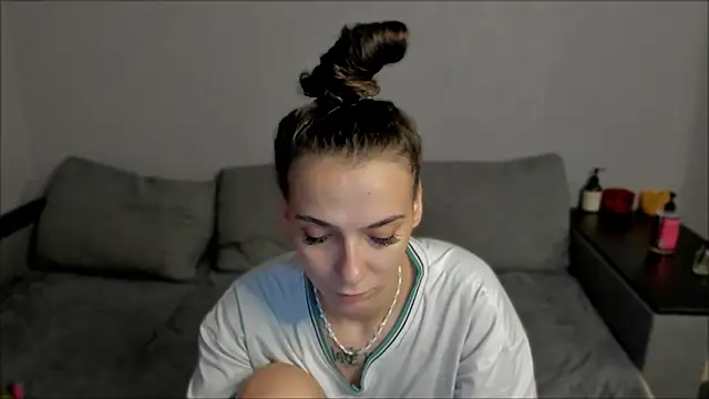 AnnaMized online show from 02/26/26, 01:37