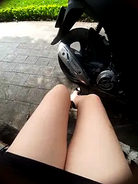 Snapshot of puka_sex chatting on 02/27/26, 06:24 puka sex online show from 02/27/26, 06:24