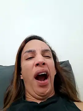 ofjuliaa online show from 03/20/26, 07:13