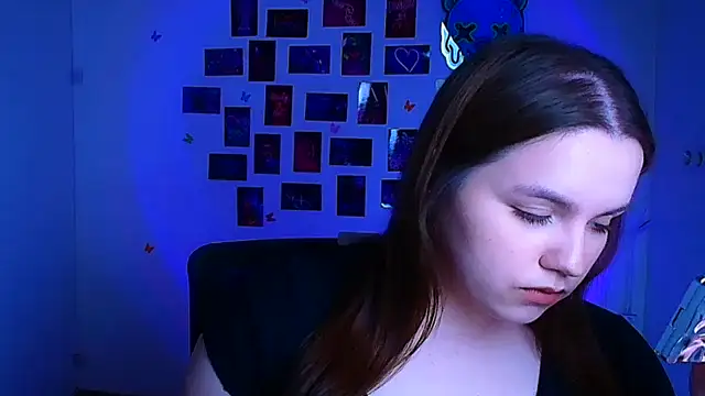 Kitty Mia Kitty online show from 04/05/26, 05:26