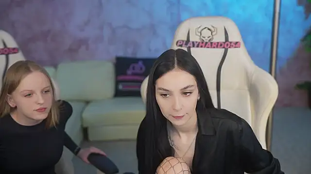 Snapshot of Mila_Rose054 chatting on 02/21/26, 11:33 Mila Rose054 online show from 02/21/26, 11:33