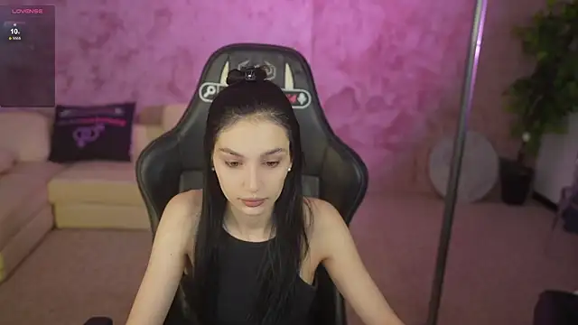 Snapshot of Mila_Rose054 chatting on 04/29/26, 02:59 Mila Rose054 online show from 04/29/26, 02:59