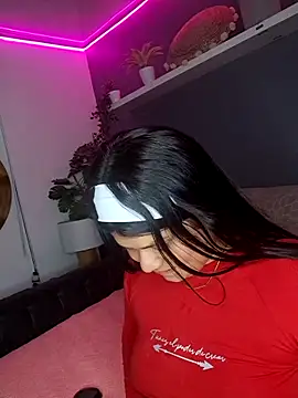 adhara-walk online show from 01/15/26, 02:10