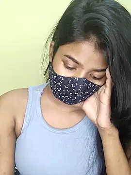 trinasa online show from 04/05/26, 08:17