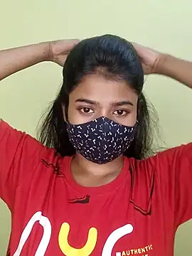 trinasa online show from 04/11/26, 07:18