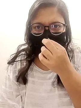 Snapshot of piryasharma005 chatting on 02/16/26, 04:52 piryasharma005 online show from 02/16/26, 04:52