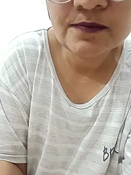 Snapshot of piryasharma005 chatting on 02/22/26, 03:10 piryasharma005 online show from 02/22/26, 03:10