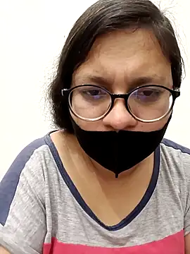 Snapshot of piryasharma005 chatting on 03/05/26, 11:06 piryasharma005 online show from 03/05/26, 11:06